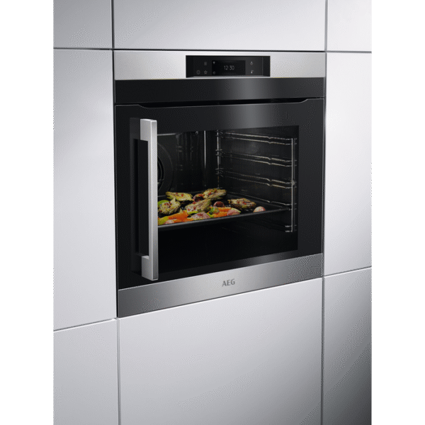 AEG BPK742R81M AssistedCooking Single Oven with Pyrolytic Cleaning