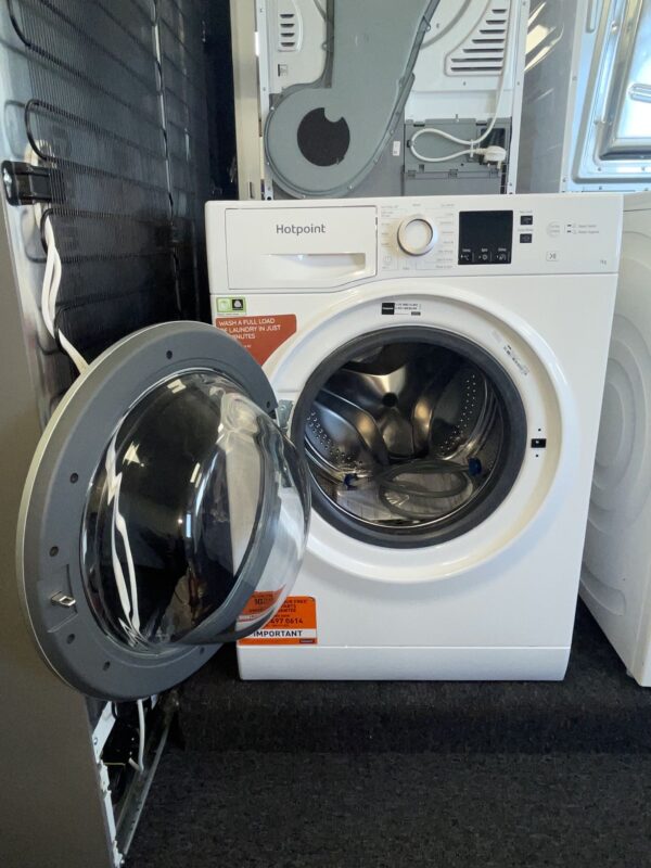 **EX-DISPLAY** Hotpoint NSWE743UWSUKN 7kg 1400rpm Freestanding Washing Machine - 5
