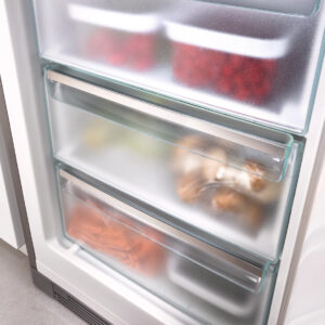 Miele FNS28463E Freestanding Freezer with NoFrost & IceMaker - 4