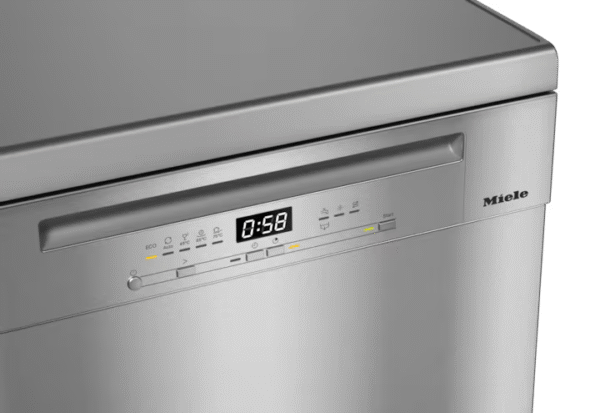 Miele G5410SC Freestanding Dishwasher in Clean Steel