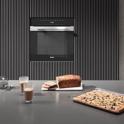 Miele H7464BP Built In Single Oven in Obsidian Black