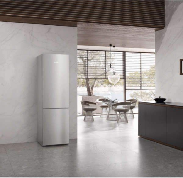 Miele KFN4395DD Freestanding Fridge Freezer