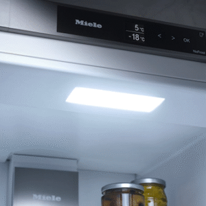 Miele KFN7734C Built In Fridge Freezer