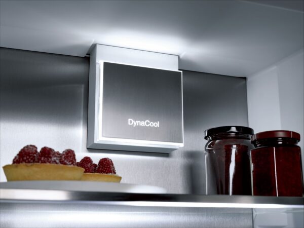 Miele KFN7764D Built In Fridge Freezer