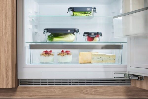 Miele KU7016D Built In Under Counter Fridge with Freezer Box