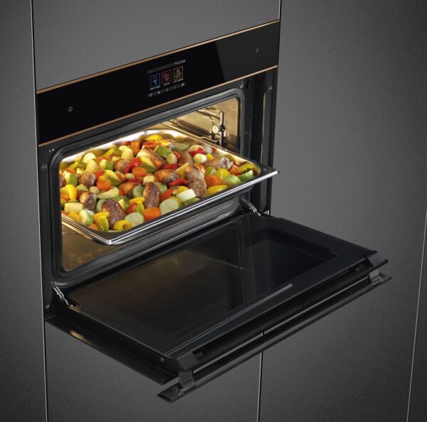 Smeg Dolce Stil Novo Combi Steam SF4604WVCPNR