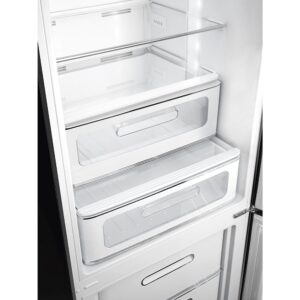 Smeg FAB32RBL5UK 50’s Style 60/40 Freestanding Right Hinge Fridge Freezer Black