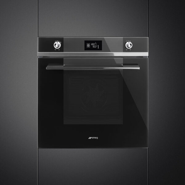 Smeg Linea Vapor Clean Oven Black SF6102TVN